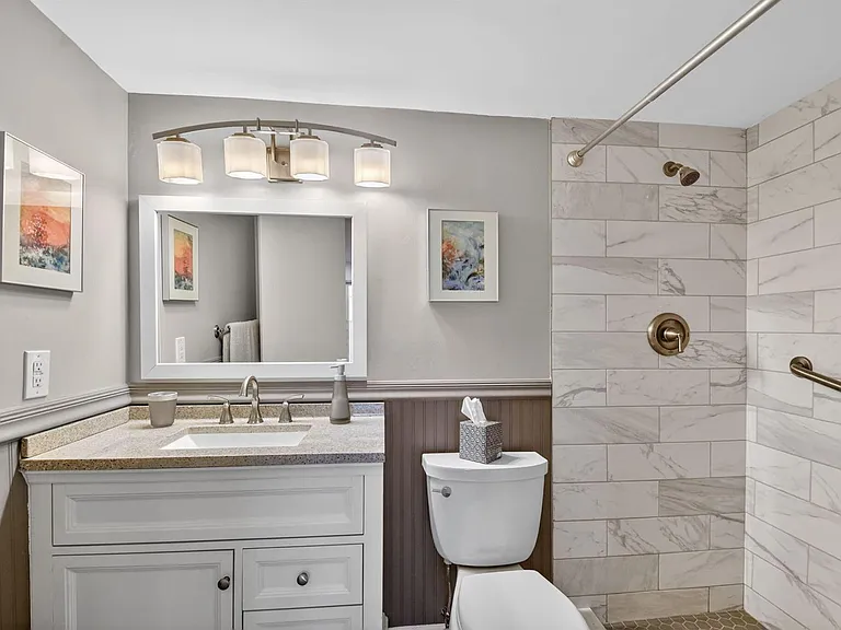 1502 S Lakeside Dr #214 — Photo 22