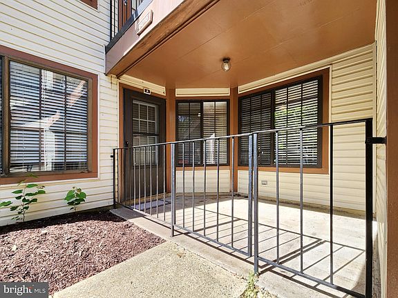 3rd image of 6016 Curtier Dr #6016-A