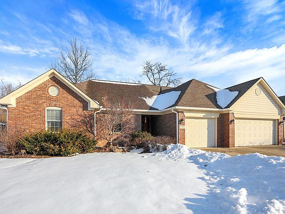 2nd image of 6670 Woodcrest Dr