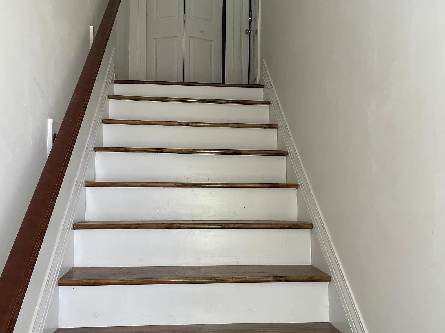 101 Lakeview Dr — Photo 3