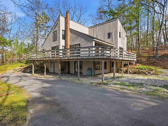 2nd image of 88 Meetinghouse Road