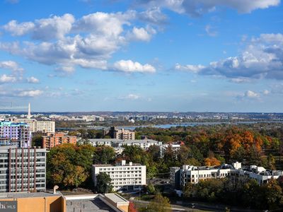 1301 N Courthouse Rd APT 1808, Arlington, VA, 22201