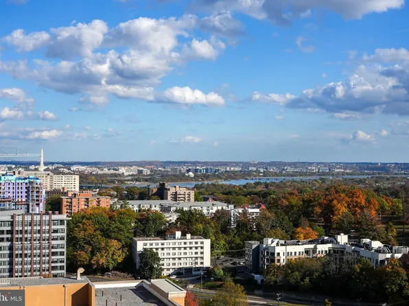 1301 N Courthouse Rd APT 1808, Arlington, VA 22201