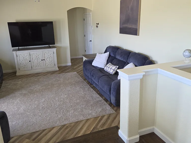 438 N Mitford Dr — Photo 24