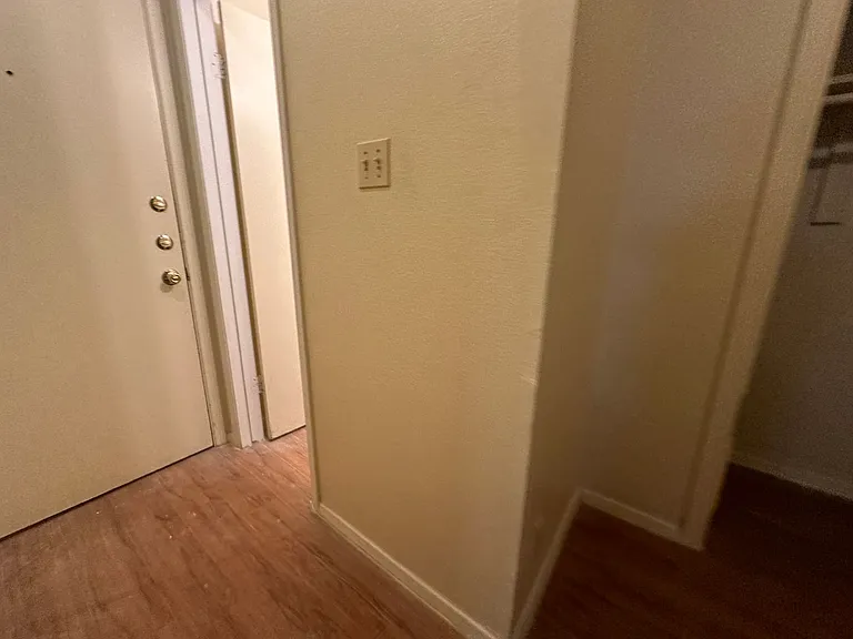 8104 Hood Cir #A — Photo 11