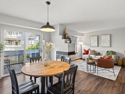 15620 24th Ave N Unit B, Plymouth, MN, 55447