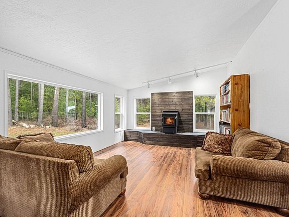 4th image of 11651 Deer Valley Rd