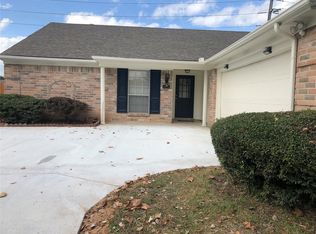 3018 Mesquite Dr, Sugar Land, TX 77479