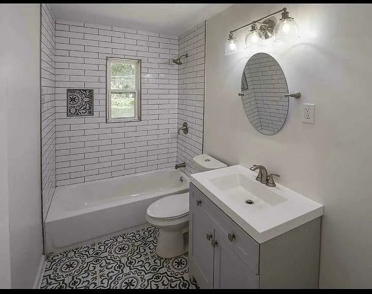 1059 S White Station Rd — Photo 4
