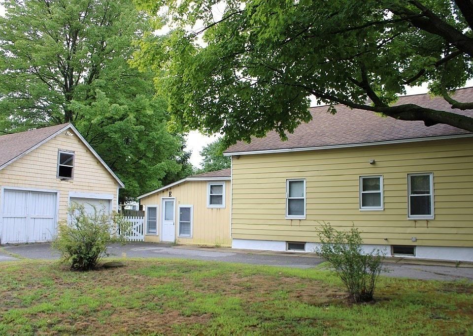 33 Coolidge Ave, Turners Falls, MA 01376 Zillow