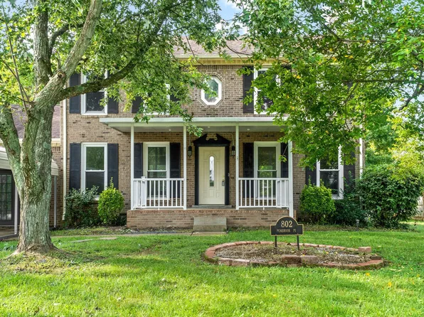 802 Pembrook Pl, Clarksville, TN 37042