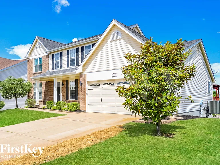 7796 Boatside Dr — Photo 2