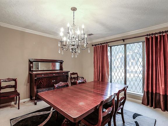 3rd image of 15918 Craighurst Dr