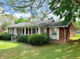 203 Low Gap Rd, Princeton, WV 24740