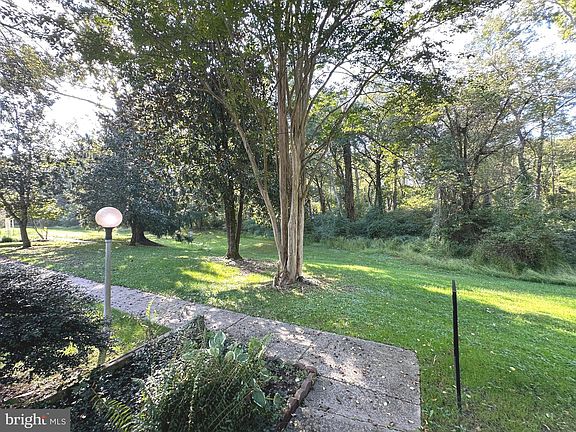 3rd image of 18424 Allspice Dr