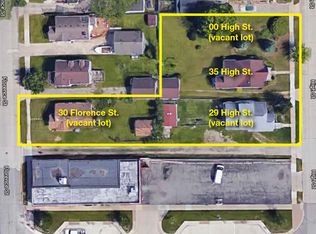 29 High St, Clawson, MI 48017