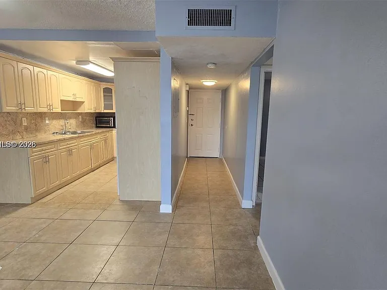 10090 NW 80th Ct #1406 — Photo 5