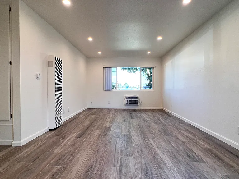 6452 Orange Ave #2 — Photo 3