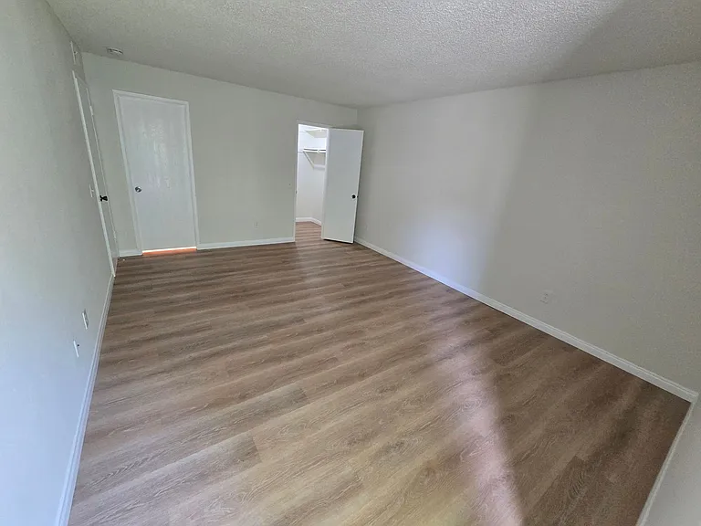 9169 Village Glen Dr #161 — Photo 12