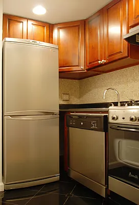 Rented by WAM Partners - William Moses Co. | media 152