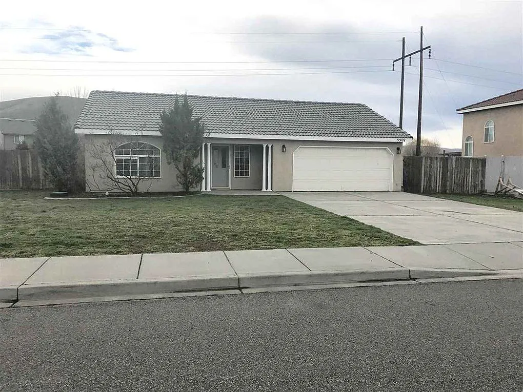 5507 Aspen Dr photo 1