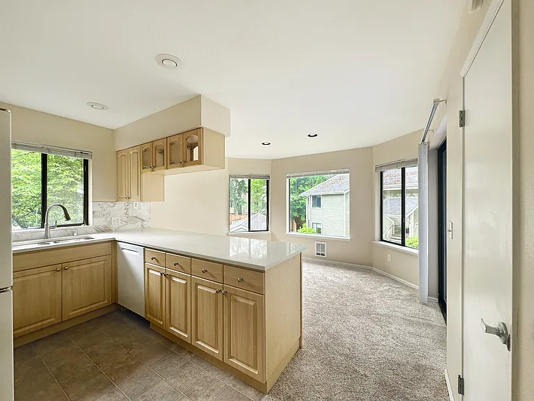 9009 Avondale Rd NE #B203 — Photo 3
