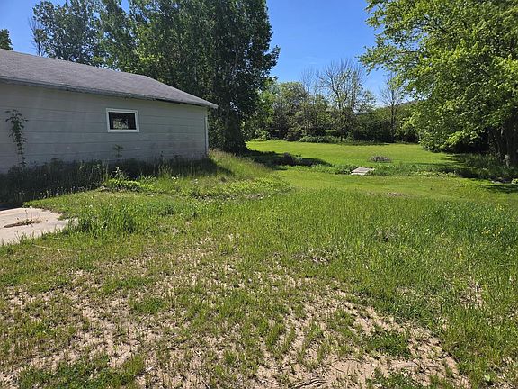 4th image of 420 E CHURCH STREET
