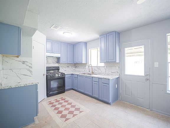 4th image of 12603 Huntington Venture Dr