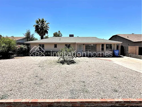 1215 E Winter Dr Photo 1
