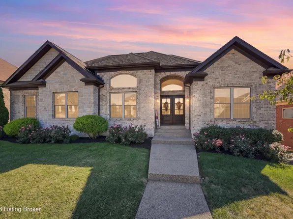 1020 Champions Cir, Simpsonville, KY 40067
