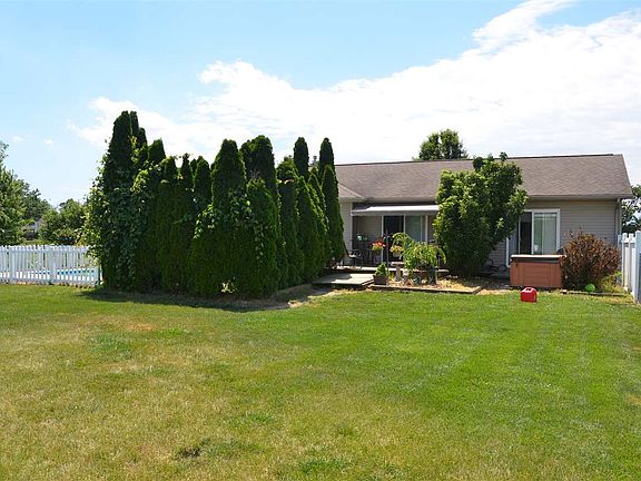 3rd image of 60870 County Road 101