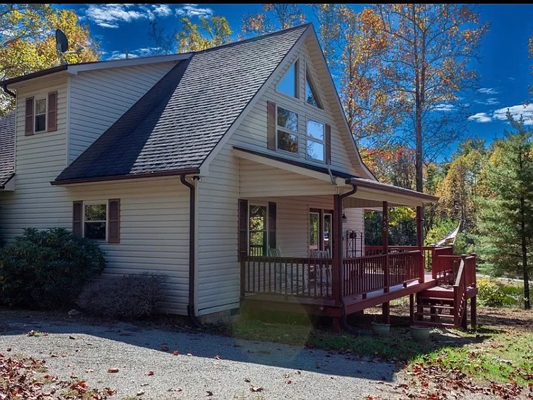 450 Rhododendron Ln — Photo 31