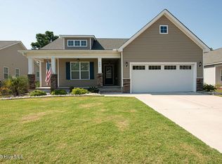 203 Pastoral Ct, Sneads Ferry, NC 28460