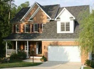 235 Rosenberry Hills Dr, Cary, NC 27513