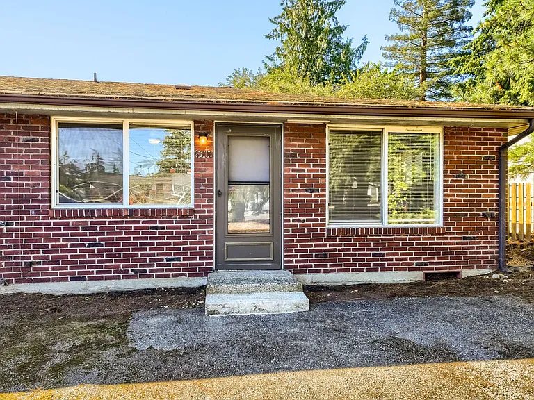 9502 Whitman — Photo 11
