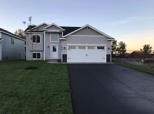 6926 376th St, North Branch, MN 55056