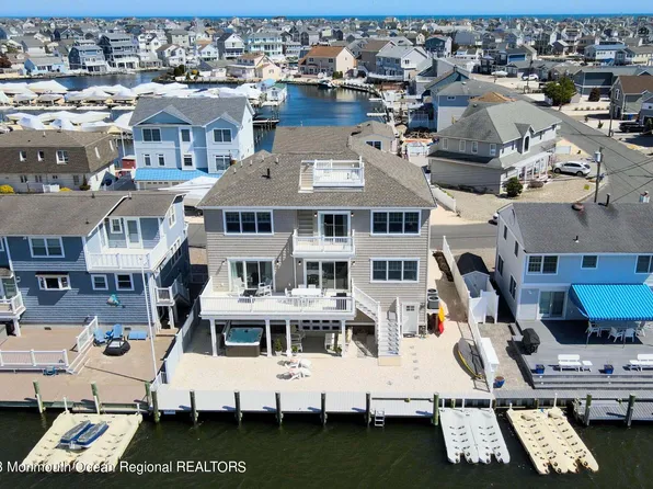 326 Venice Drive, Lavallette, NJ 08735