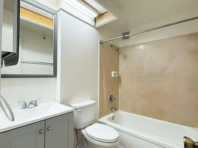 2724 Kahoaloha Ln #2007 — Photo 21