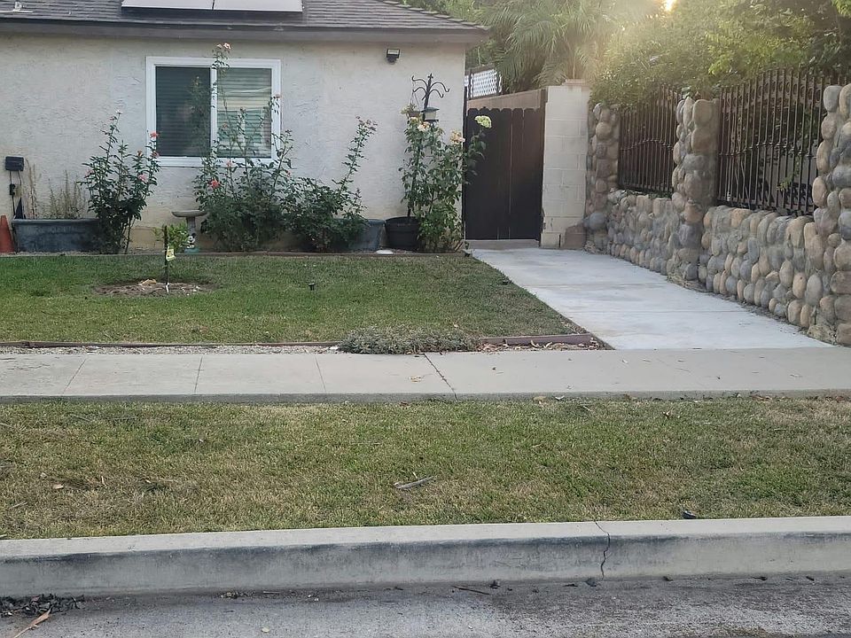 1st image of 8921 Gladbeck Ave
