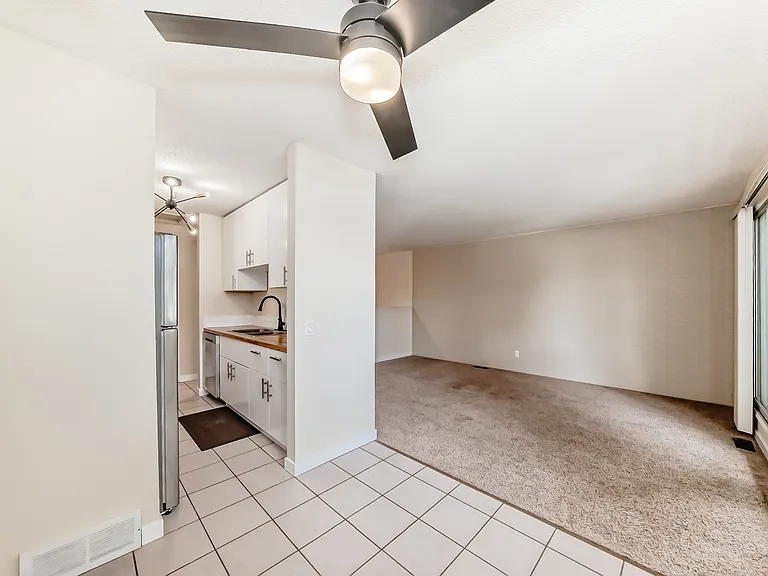 7705 41st Ave NW #C — Photo 10