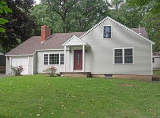 96 Dorman Rd, Oxford, CT 06478