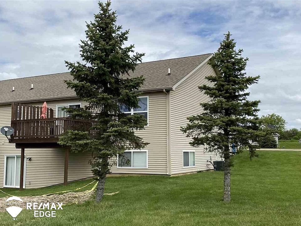 2nd image of 1181 Chestnut Ct