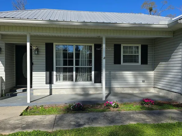 1720 Arizona St, Alford, FL 32420