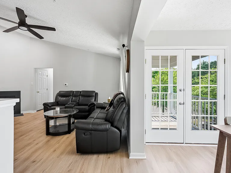 72 Eldon Way — Photo 19