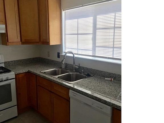 2nd image of 3179 Locke Dr