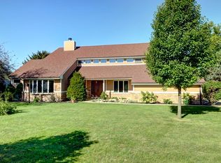 17556 S Virginia Dr, Plainfield, IL 60586