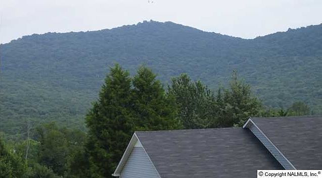 2nd image of 172 Hollington Dr NE
