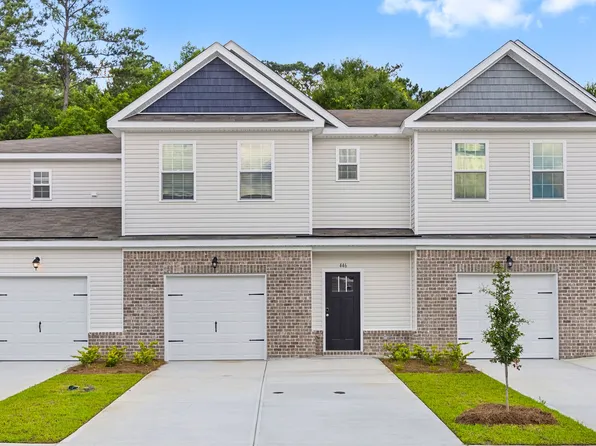446 Governor Treutlen Cir, Pooler, GA 31322