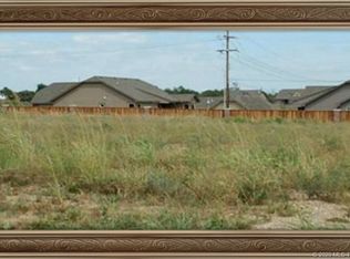 2912 Stonewall Dr, Bartlesville, OK 74006