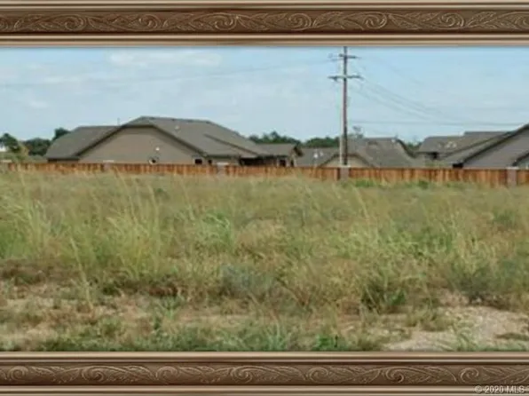 2912 Stonewall Dr, Bartlesville, OK 74006
